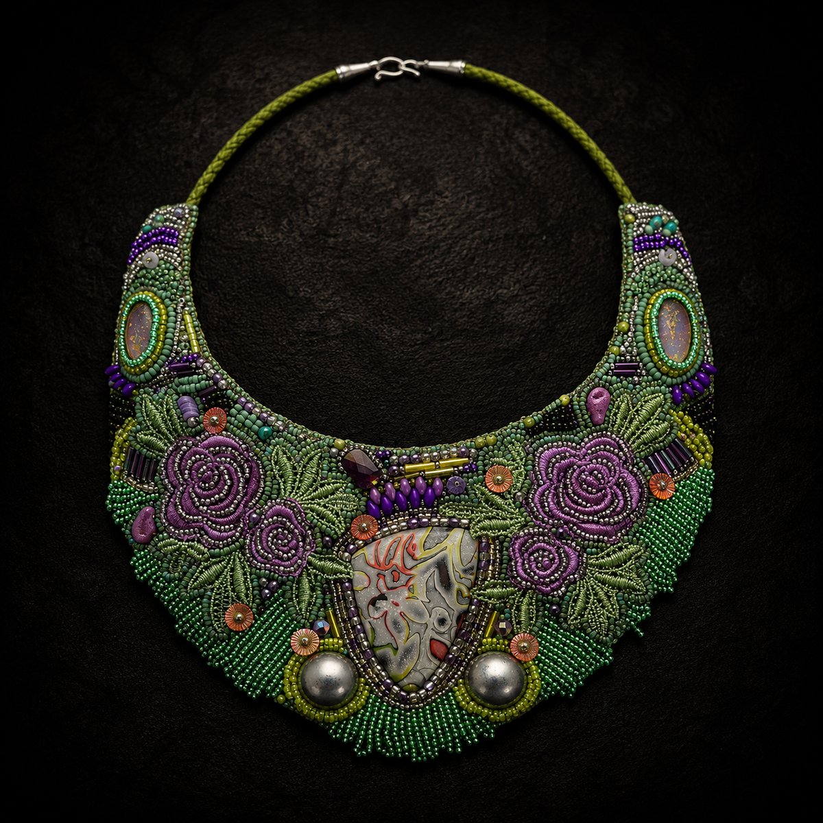 La Dame Verte Bead Embroidered Collar